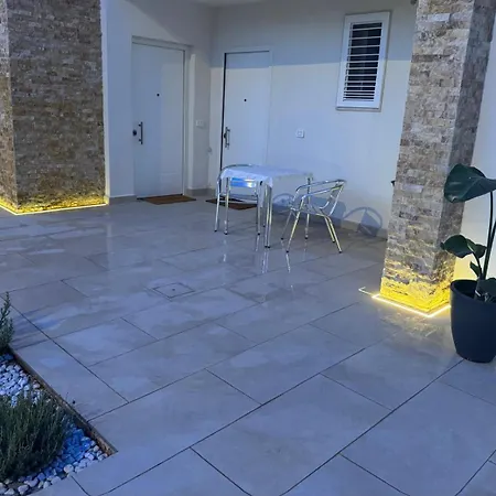 Le Dimore Airport Luxury Con Jacuzzi Pensionat Bari